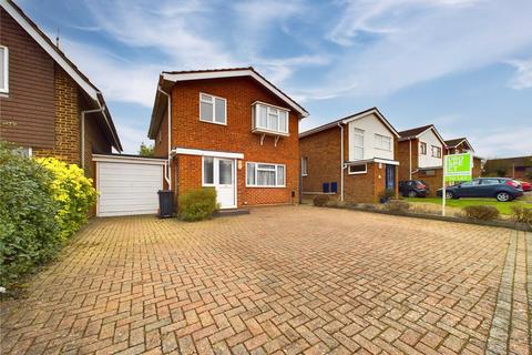 4 bedroom detached house to rent, Welby Crescent, Winnersh, Wokingham, Berkshire, RG41