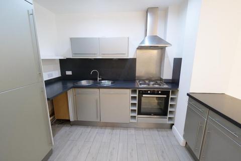 2 bedroom apartment to rent, Tarn House, Manchester