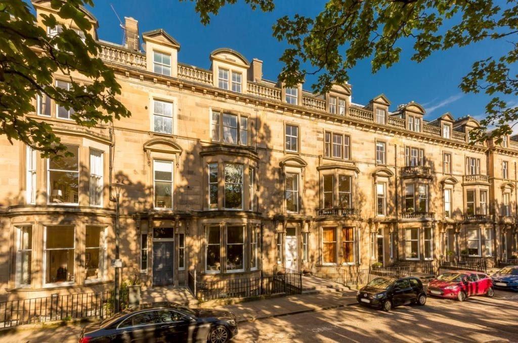 Learmonth Terrace, Edinburgh, West End, EH4 1PG 2 bed apartment £