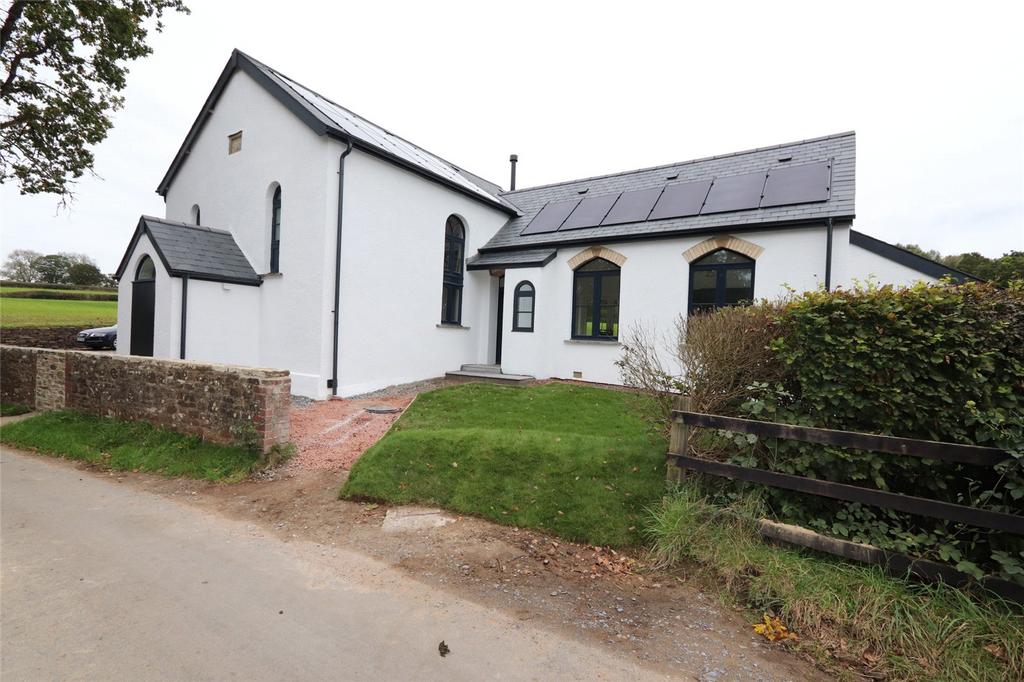 Broadwoodkelly 4 bed detached house for sale £750,000