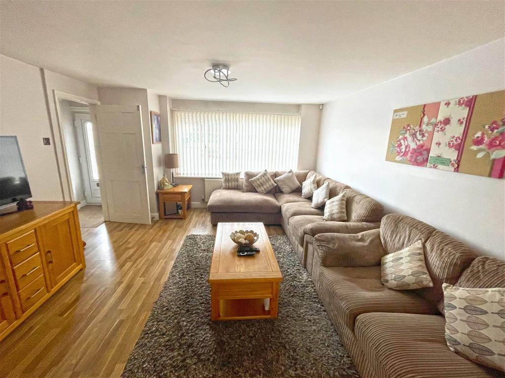 Spring Road, Kempston, Bedford... 3 bed semidetached house £330,000