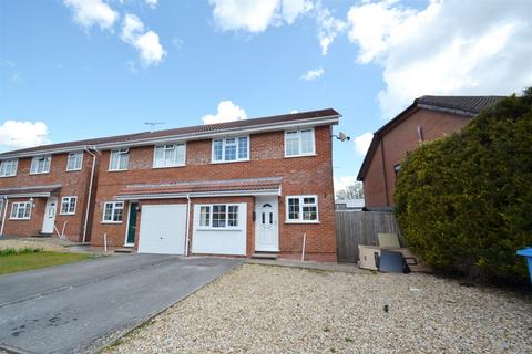 3 bedroom semi-detached house to rent, Creekmoor