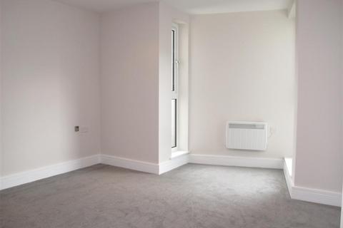 2 bedroom apartment to rent, Hardwicks Square, London, SW18