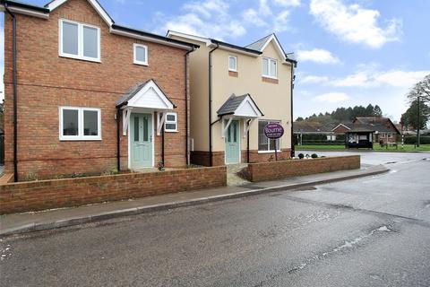 1 bedroom maisonette for sale, High Street, Medstead, Hampshire, GU34