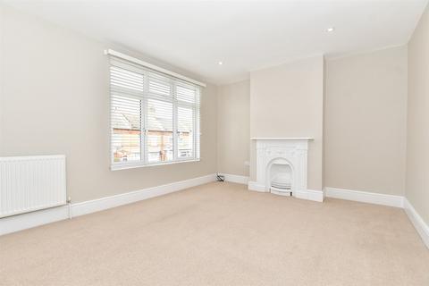 72 Downs Road, Walmer, Deal, CT14 7TB