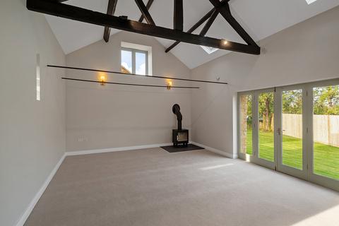 4 bedroom semi-detached house for sale - Wood Burcote, Towcester, Northamptonshire NN12 6JR