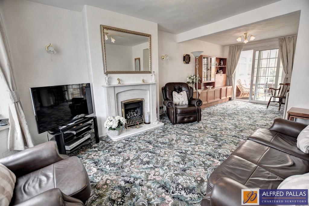 Threlkeld Grove, Seaburn Dene 3 bed semidetached house for sale £224,950