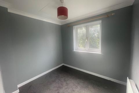 2 bedroom flat to rent, Coupals Close, Haverhill, Suffolk