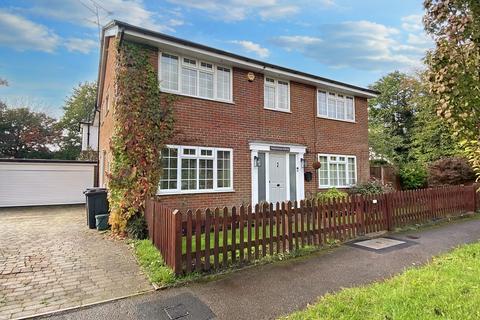 Trentham House Salisbury Road, Woking, GU22 7UR