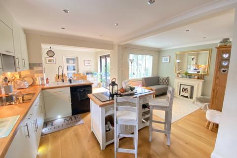 Trentham House Salisbury Road, Woking, GU22 7UR