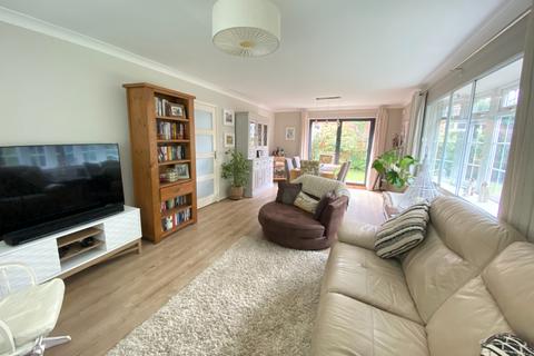 Trentham House Salisbury Road, Woking, GU22 7UR