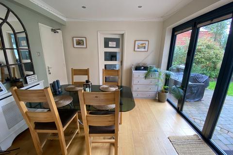 Trentham House Salisbury Road, Woking, GU22 7UR