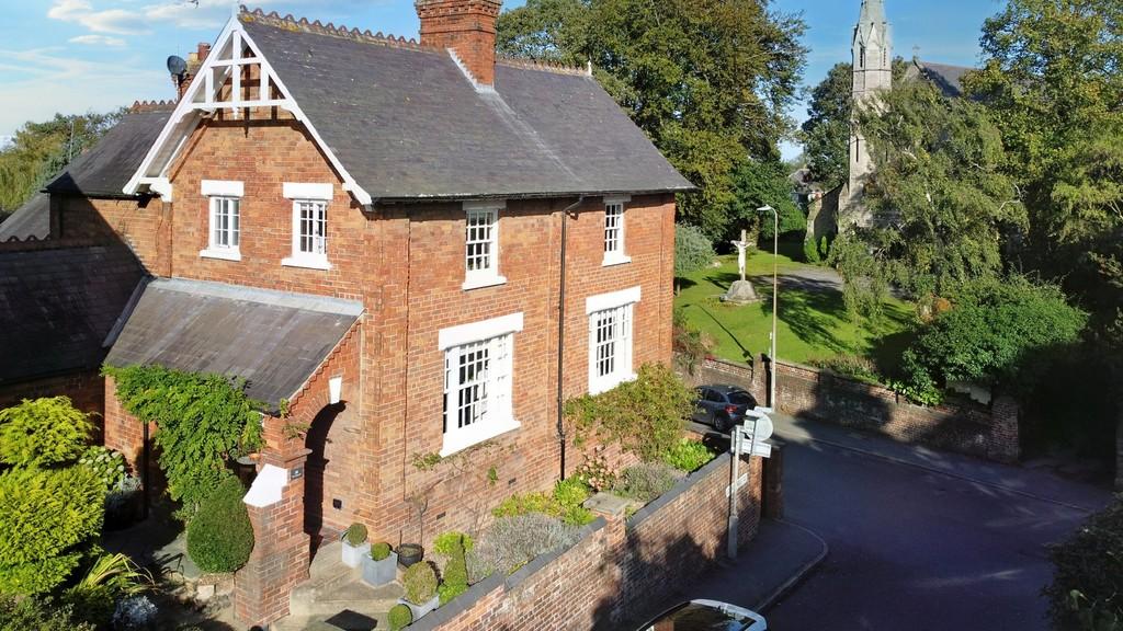 St. Michaels Road, Louth LN11 9DA 3 bed townhouse for sale £347,500