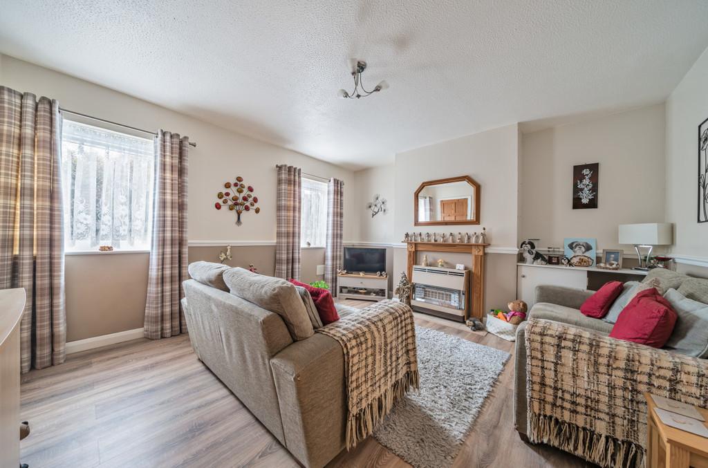 Broadlands Avenue, Newton Abbot 3 bed semidetached house for sale £