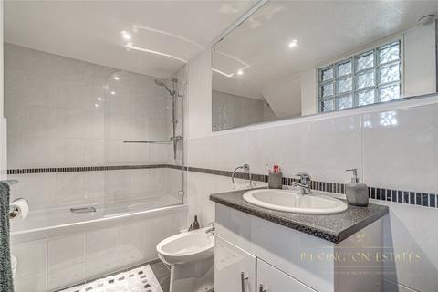 Plymridge Lodge Dunclair Park, Plymouth, PL3 6DJ