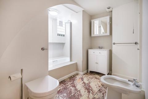 Lower Maisonette, 7 Cloudesley Square, London, N1 0HT