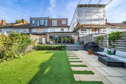 58 Swyncombe Avenue, London, W5 4DS