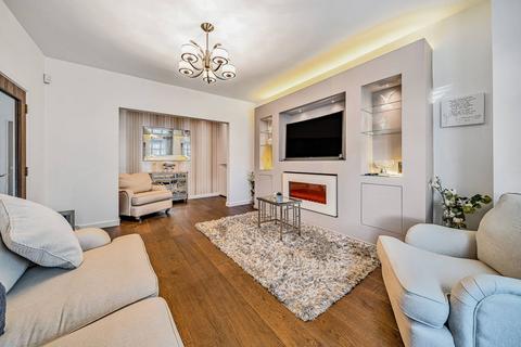 58 Swyncombe Avenue, London, W5 4DS