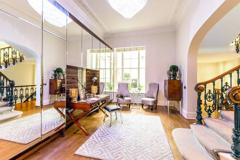 7 bedroom house to rent, Princes Gate, South Kensington, London, SW7