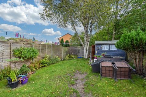 8 Rembrandt Close, Cannock, WS11 7GW