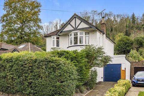 131 Valley Road, Kenley, CR8 5BY