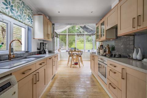 131 Valley Road, Kenley, CR8 5BY