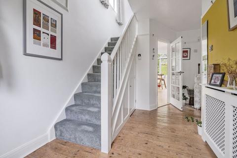 131 Valley Road, Kenley, CR8 5BY