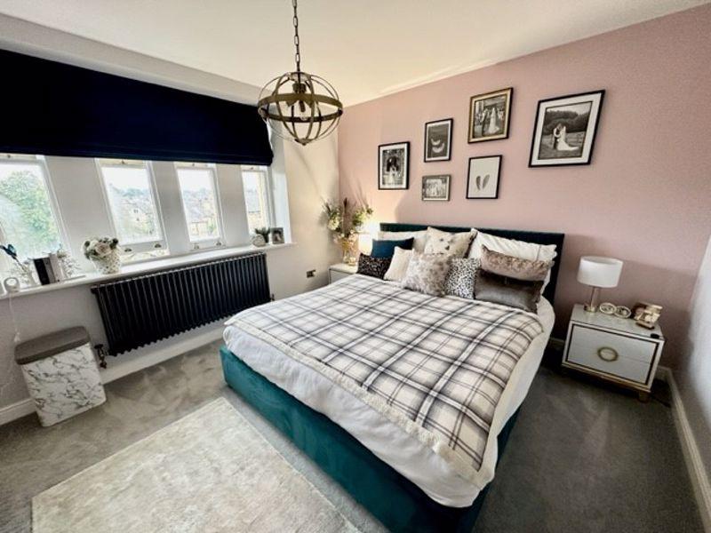 16 Edgecumbe House, Bramwell Way... 2 bed apartment £165,000