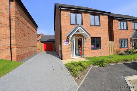 3 bedroom chalet for sale - Moor Close, Newcastle Upon Tyne NE16
