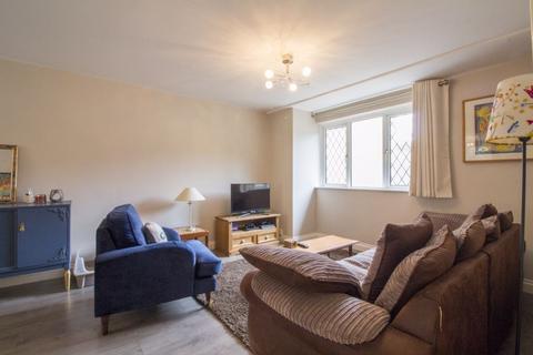 4 Catherine Drive, Tongwynlais, Cardiff, CF15 7JT