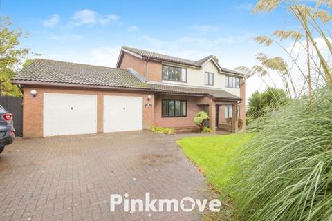 4 bedroom detached house for sale, St. Dials Road, Cwmbran - REF#00023307