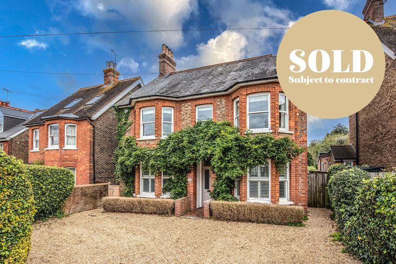 Cuckfield Road, Hurstpierpoint 4 bed detached house £1,350,000