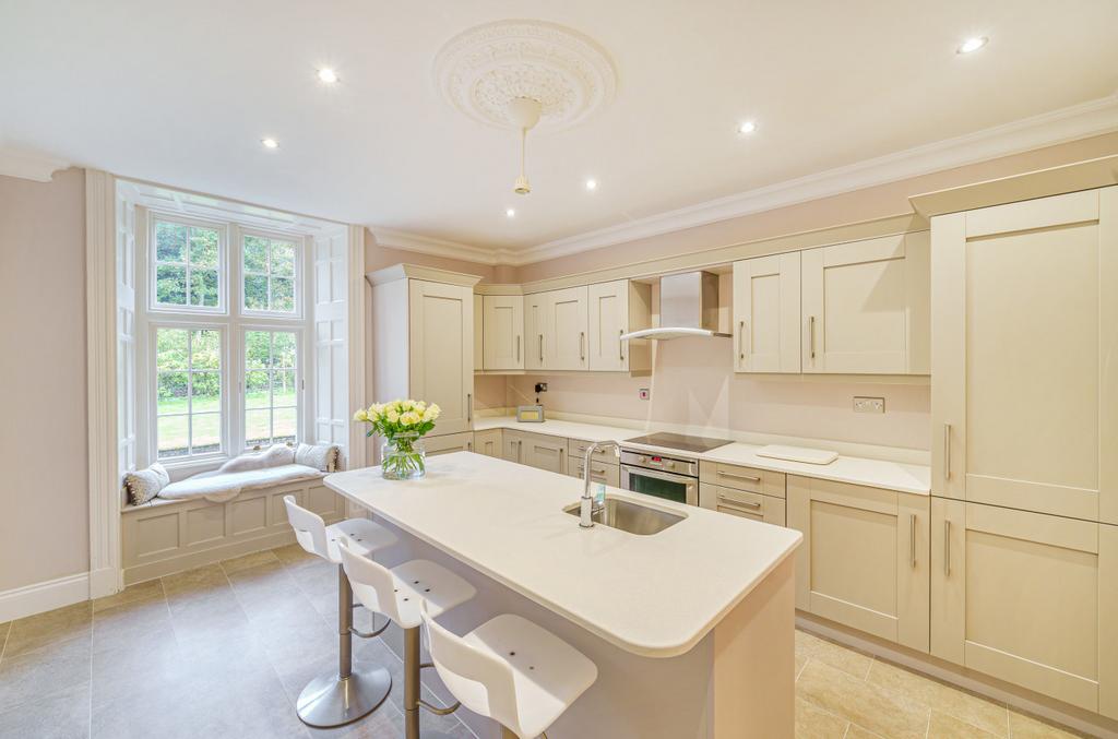 Eshton Hall, Skipton, North Yorkshire, BD23 2 bed flat for sale £350,000