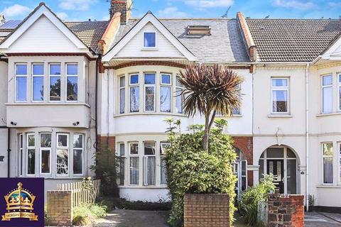 4 bedroom terraced house for sale, Park Lane, Southend-On-Sea