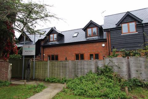 2 bedroom village house to rent, Brookley Road, Brockenhurst