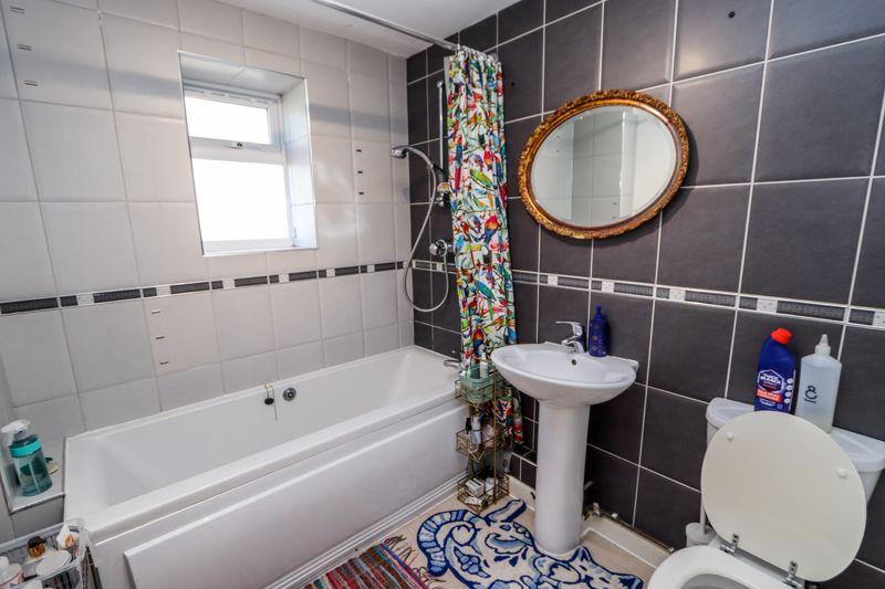 Bathroom The Garden