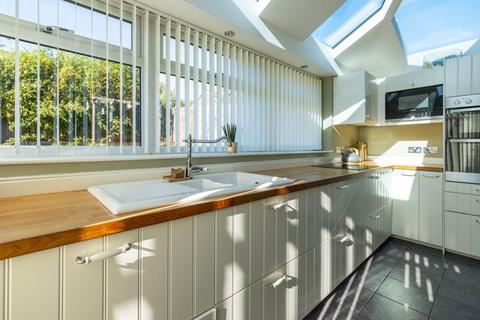 29 Bushy Close, Bletchley, Milton Keynes, MK3 6PH