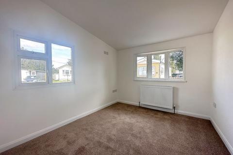 undefined, Maple Avenue, Scunthorpe