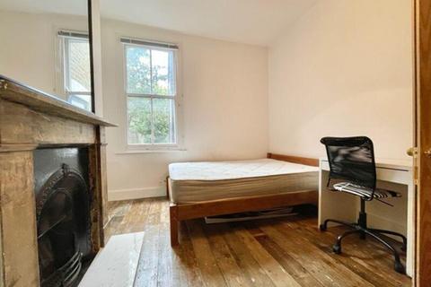 5 bedroom end of terrace house to rent - Crooke Road, Deptford Park, London, SE8 5AL