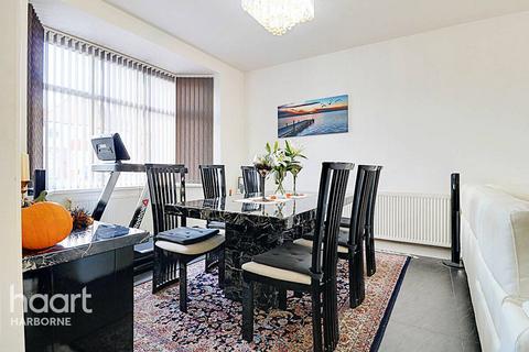 23 Albert Road, Oldbury, B68 0NA