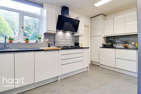 23 Albert Road, Oldbury, B68 0NA