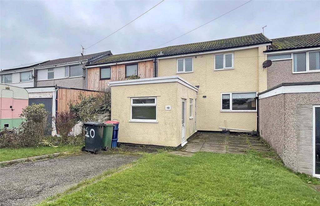 Crigyll Road, Rhosneigr, Isle of Anglesey, LL64 3 bed terraced house