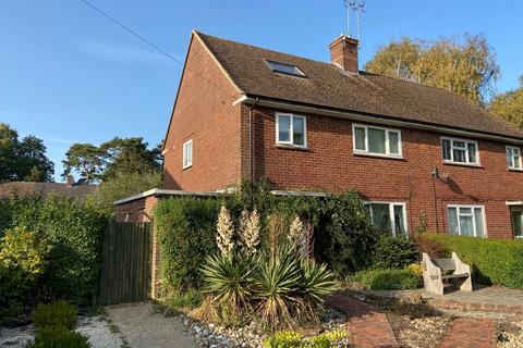 1 bedroom in a house share to rent, Southborough, Kent,