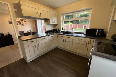 2 bedroom semi-detached house for sale, Osborne Road, Kiveton Park, Sheffield, S26 6PQ