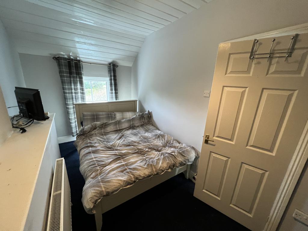 Front Bedroom 2
