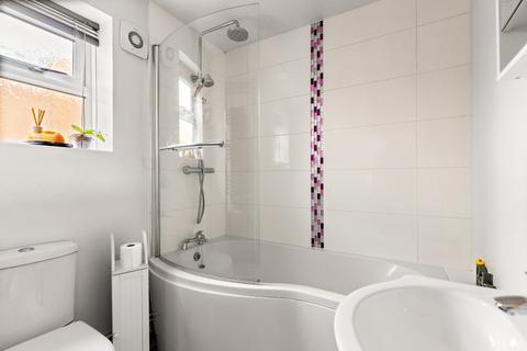 24 Sidney Street, Folkestone, CT19 6HG