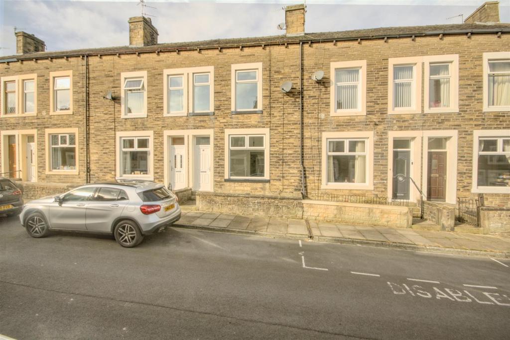 Cowgill Street, Earby 4 bed terraced house for sale £149,950