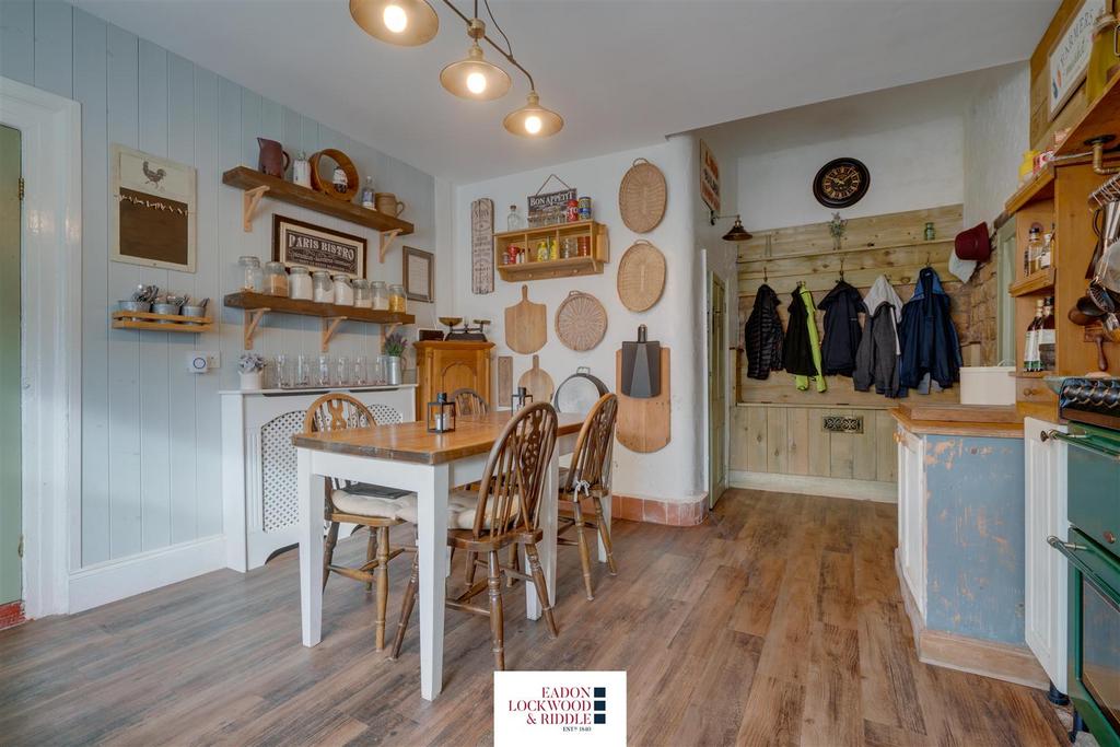 Kitchen Diner