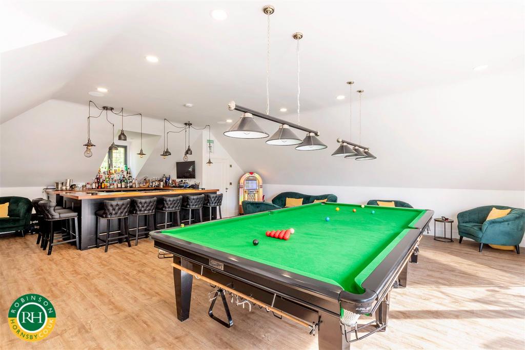 Games room / bar