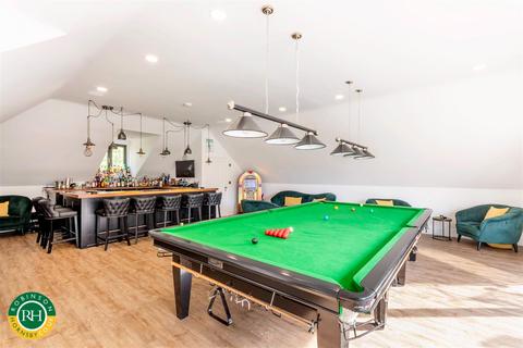 54 Bawtry Road, Bessacarr, Doncaster, DN4 7BQ